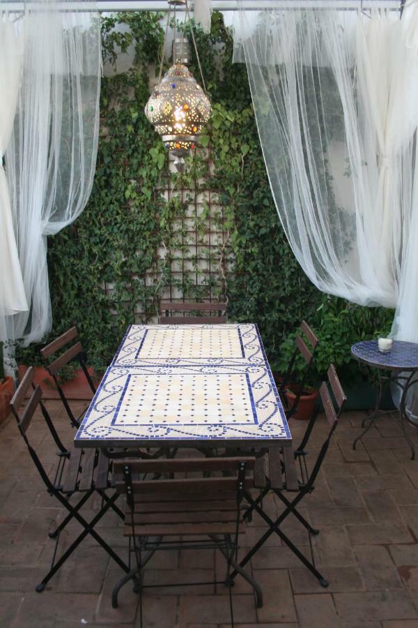 Guest House Europa 12 Sevilla Eksteriør bilde