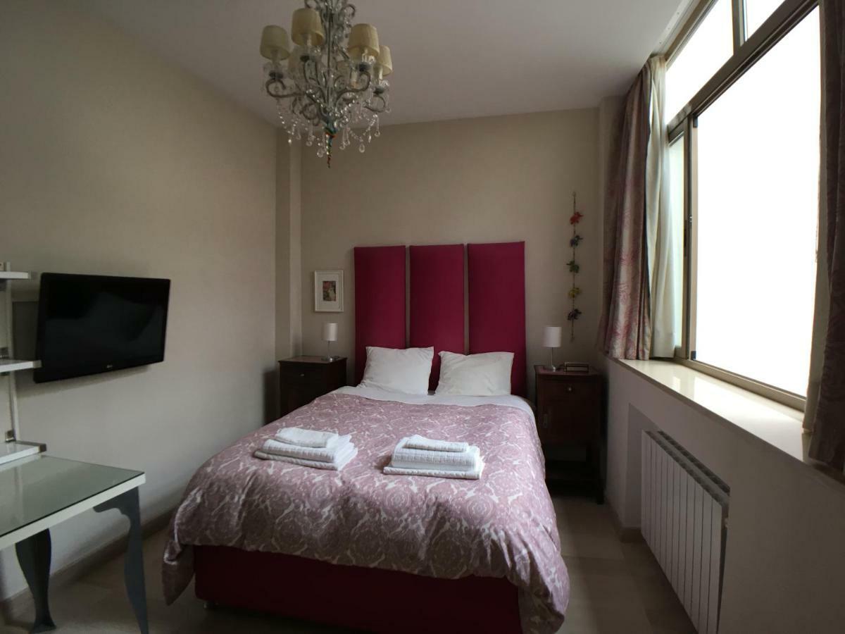 Guest House Europa 12 Sevilla Eksteriør bilde